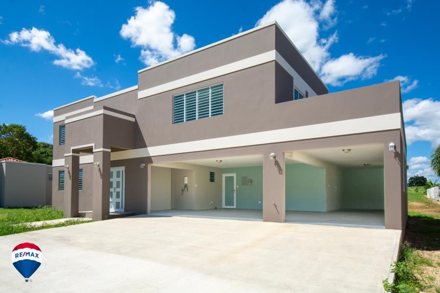 RE/MAX real estate, Puerto Rico, Manati, Urb. Hacienda La Milagrosa -New construction!