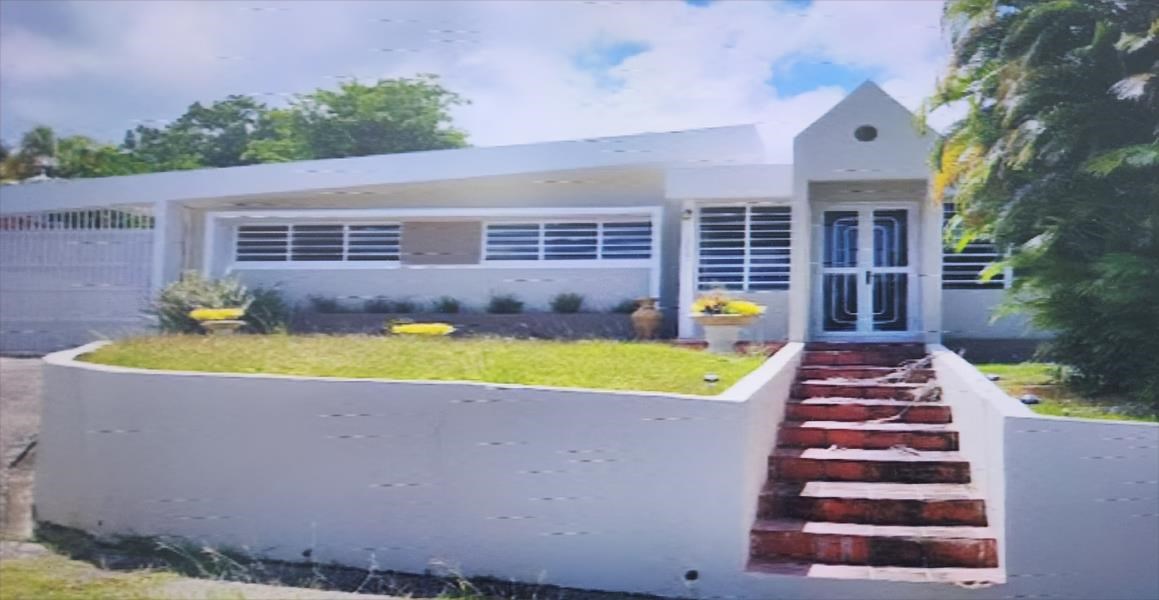 RE/MAX real estate, Puerto Rico, San Juan, Big house with a POOL! - Gated community in San Juan!