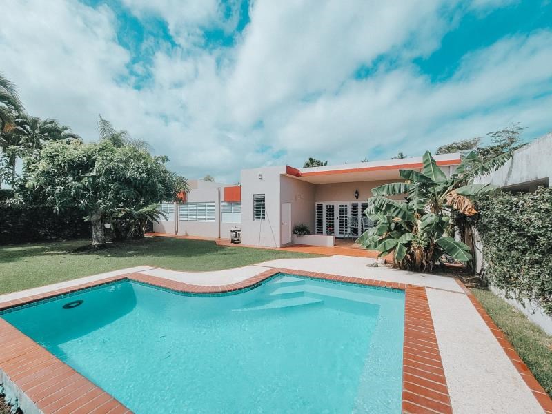 RE/MAX real estate, Puerto Rico, uRB Dorado Del Mar, Beautiful House with Pool near the Beach!
