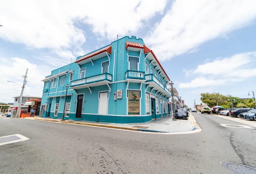 RE/MAX real estate, Puerto Rico, Alt Del Mar, Isabela Jose Celso Barbosa, Mixed use income property