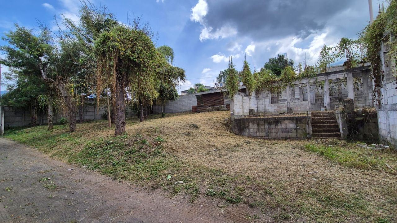 Remax real estate, Guatemala, La Antigua Guatemala, 5825 - LAND FOR SALE IN SAN PEDRO LAS HUERTAS - MC