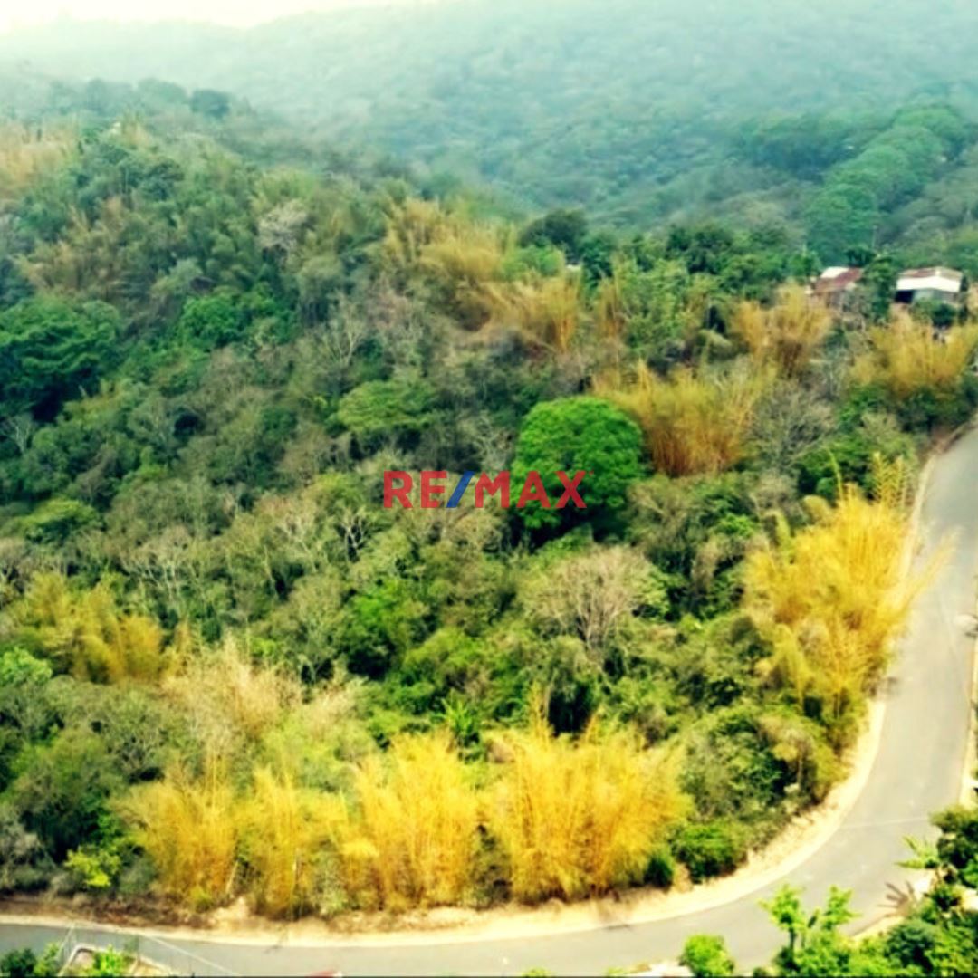 LAND IN COMASAGUA, LA LIBERTAD