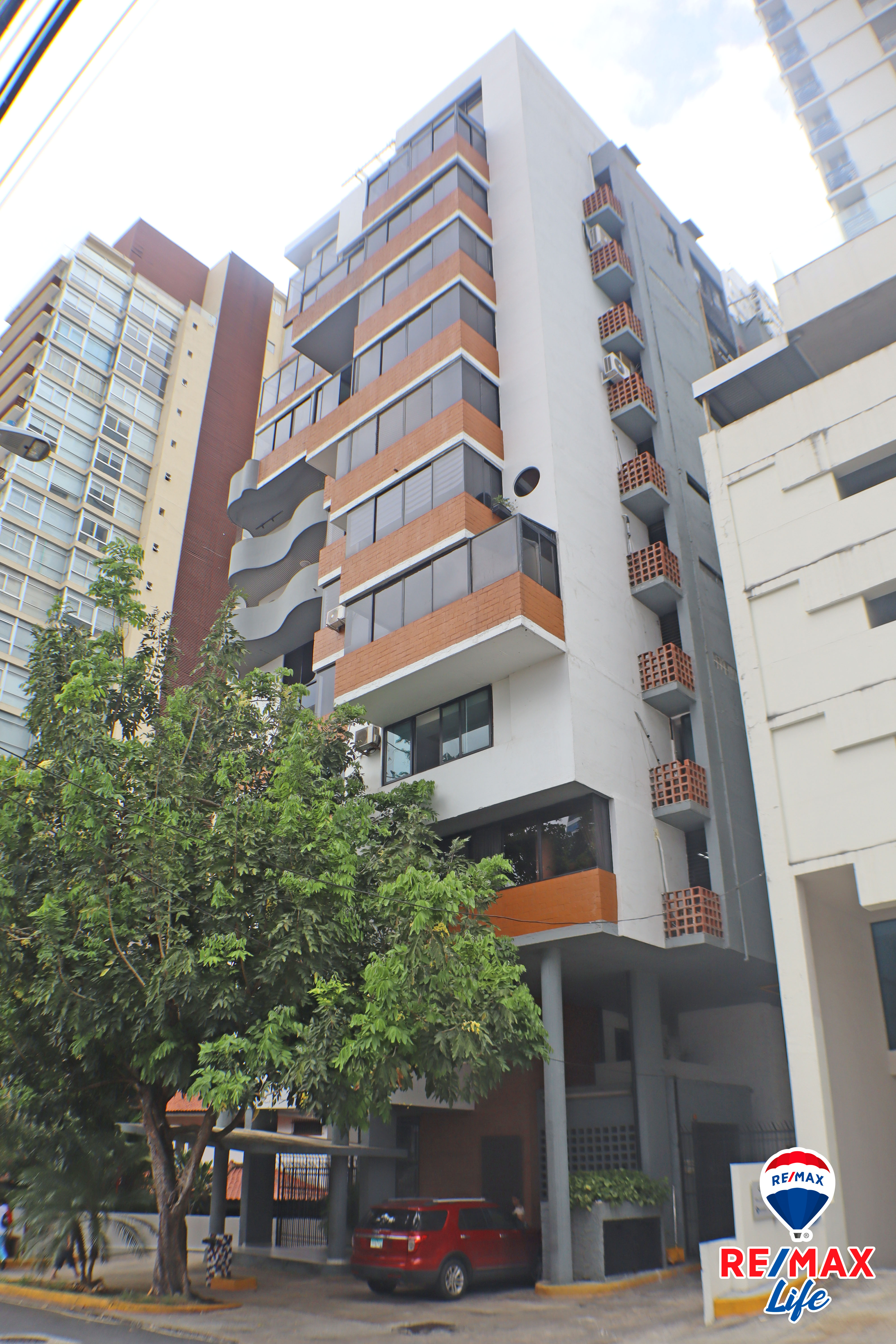 Apartment for sale, special offer price in PH Torre Altamira, San Francisco, Panama