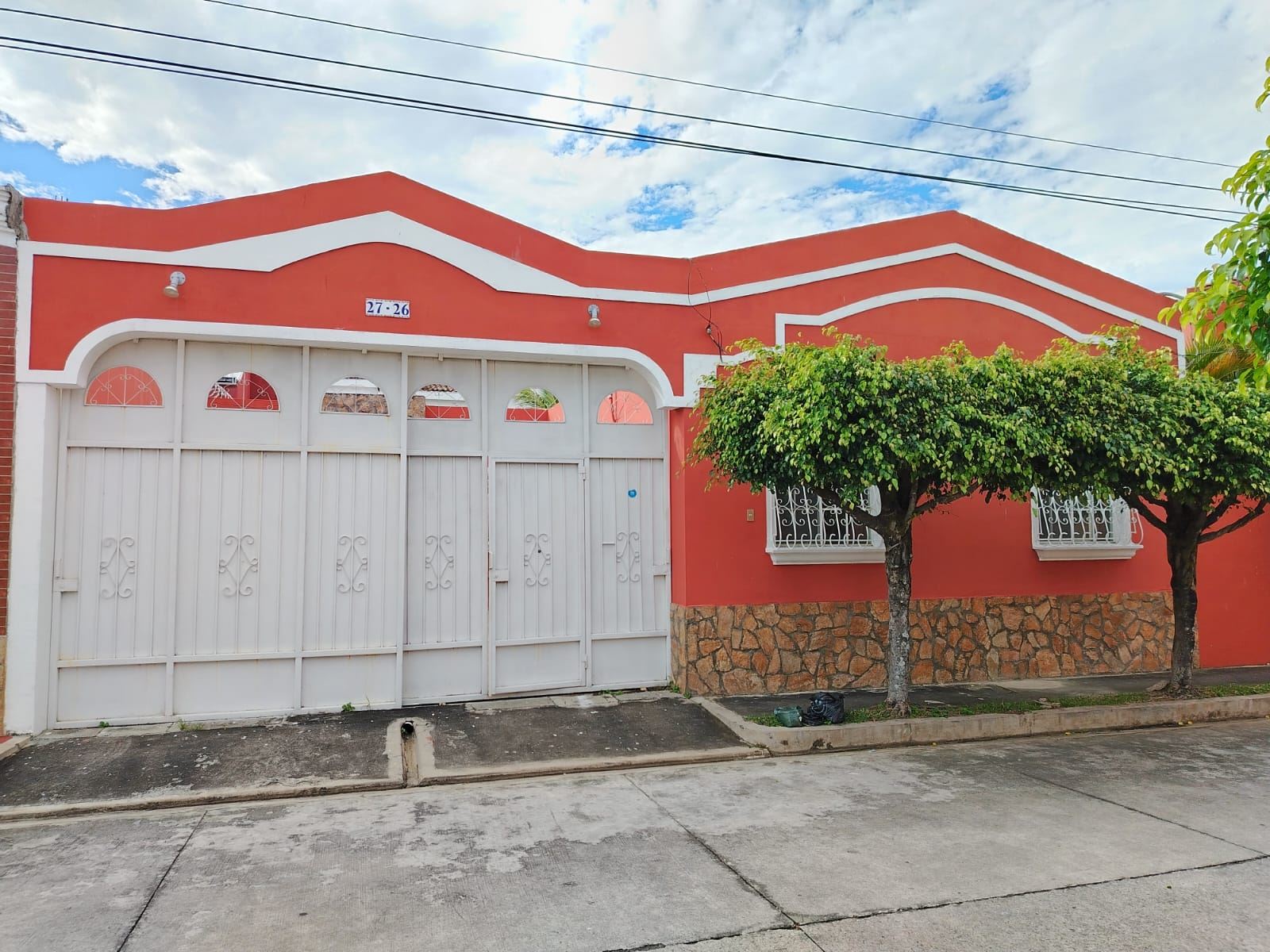 Remax real estate, El Salvador, Agua Fria, House in Residencial Sevilla