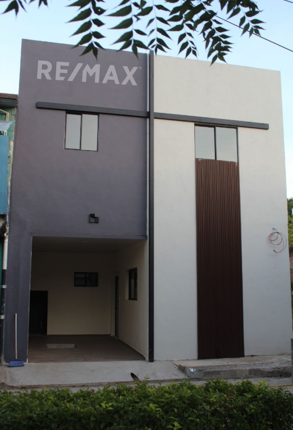 NEW HOUSE FOR SALE RESIDENTIAL SAN FERNANDO, WITH OWN FINANCING