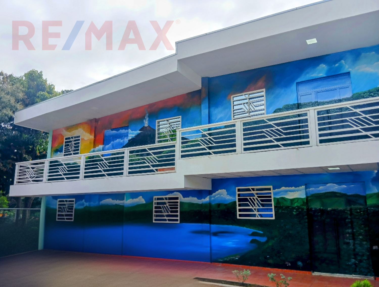 RE/MAX real estate, El Salvador, Santa Ana, STUDIO LAS MAGNOLIAS ROOMS FOR RENT