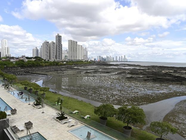 Remax real estate, Panama, Panama - Punta Pacifica, The Residence Ocean Front Living PH 100 Tower