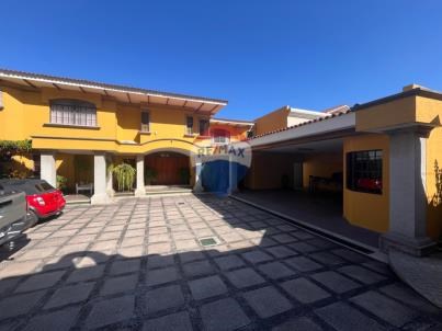 RE/MAX real estate, El Salvador, Santa Tecla, Luxury Home for sale in Residencial Palmira