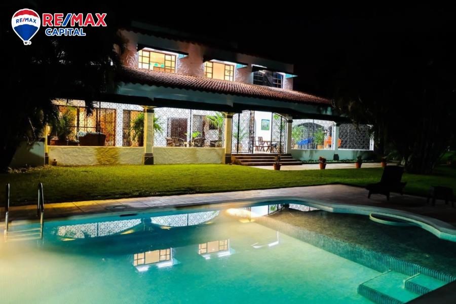 RE/MAX real estate, Nicaragua, Ticuantepe, Spectacular Casa de Campo 