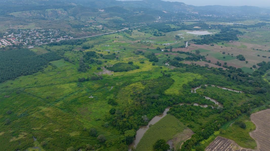 Remax real estate, Honduras, Potrerillos, "Exquisite Hacienda Oasis: Prime Agro-Industrial Opportunity Near San Pedro Sula"