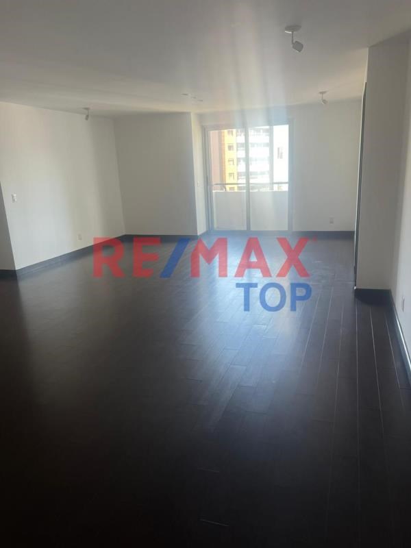 Remax real estate, Guatemala, Zona 14, APARTMENT WITH VIEW - 2 BEDROOMS /EDIF. ZONE 14