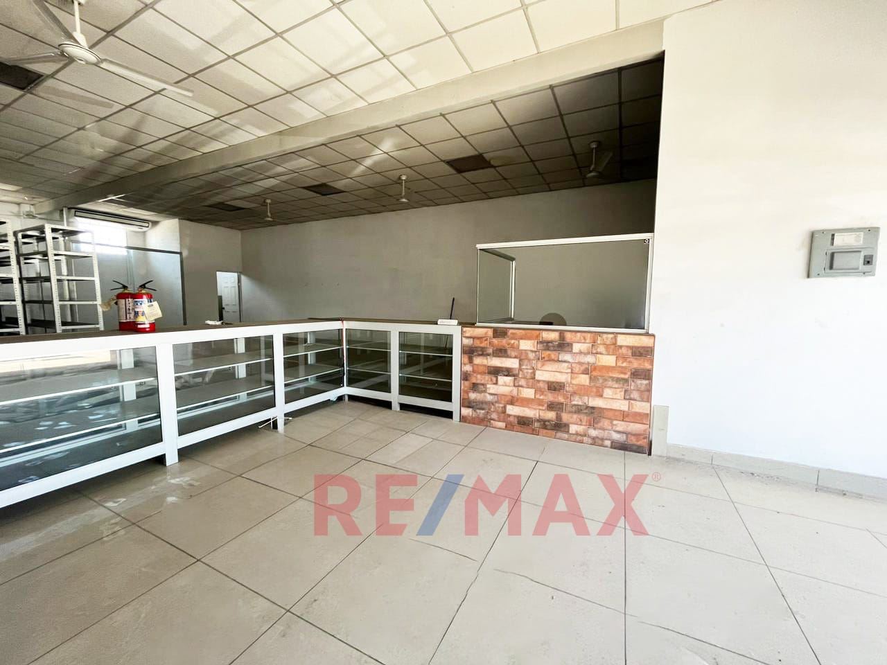 RE/MAX real estate, El Salvador, Santa Ana, Location available in Santa Ana