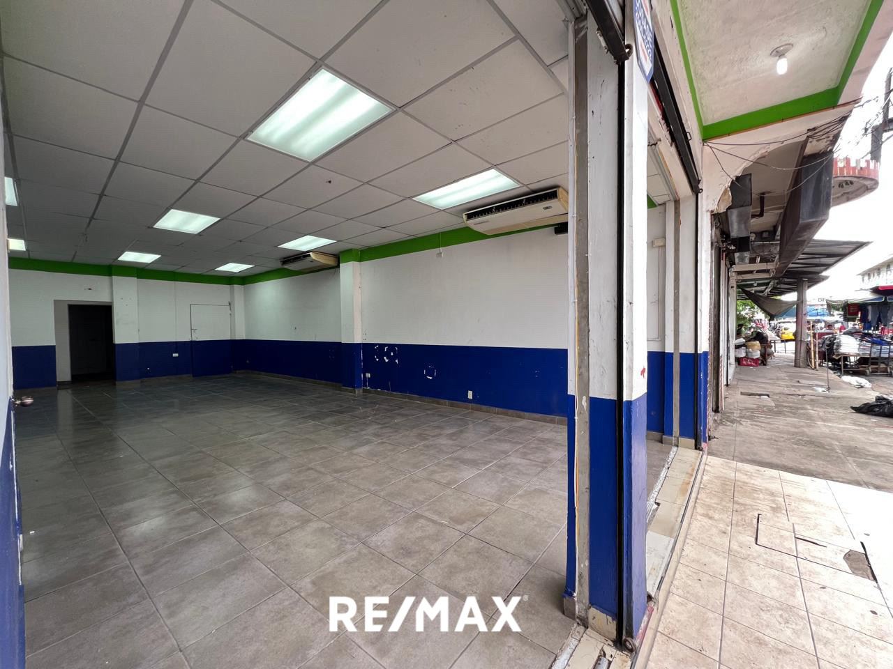 RE/MAX real estate, El Salvador, Aguilares, commercial premises in the center of the city of Aguilares