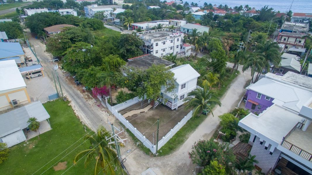 Island Home for Sale in San Pedro Town, Belize 