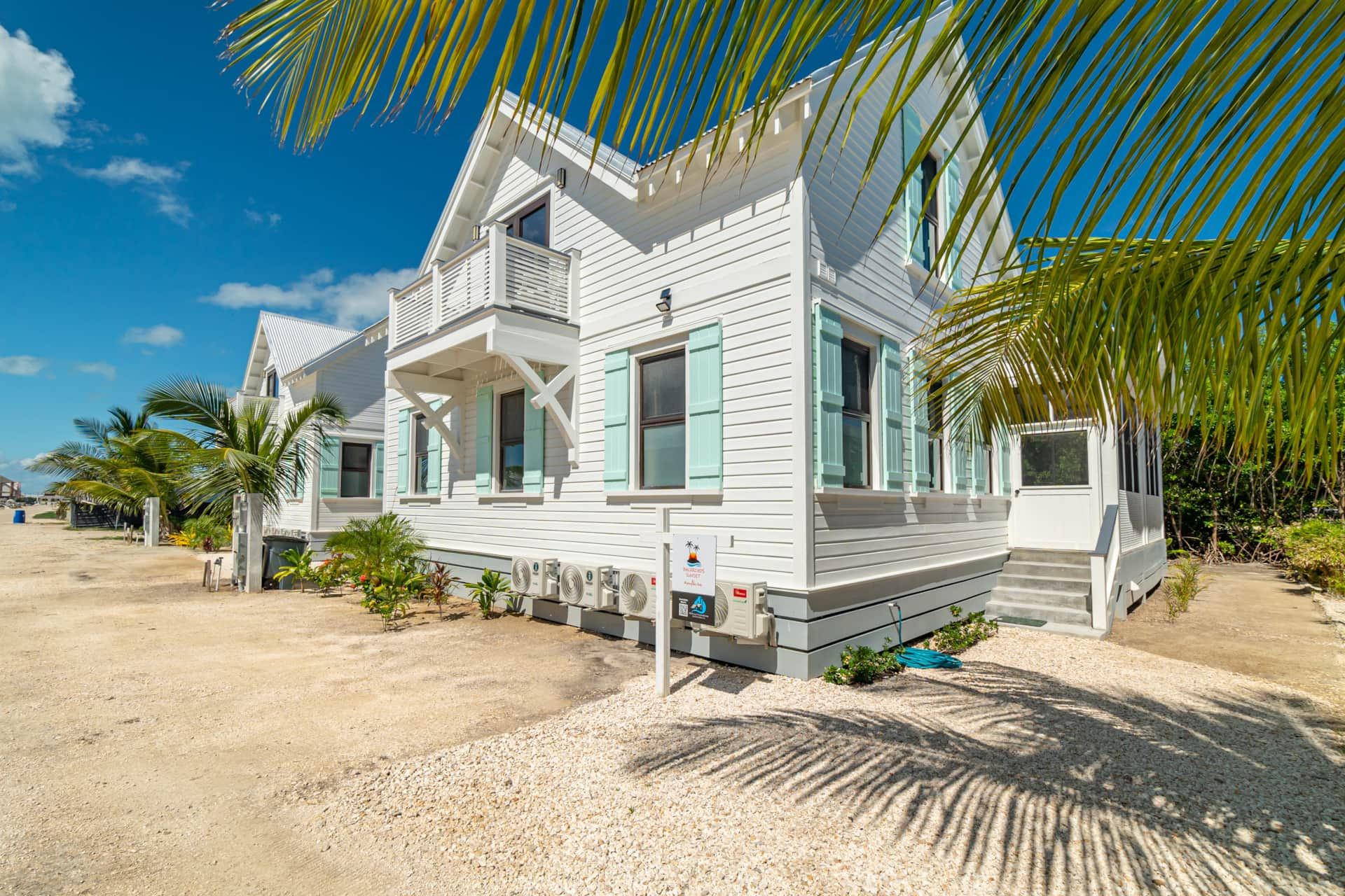 RE/MAX real estate, Belize, Ambergris Caye, 5 Bedroom House with Pool in Mahogany Bay