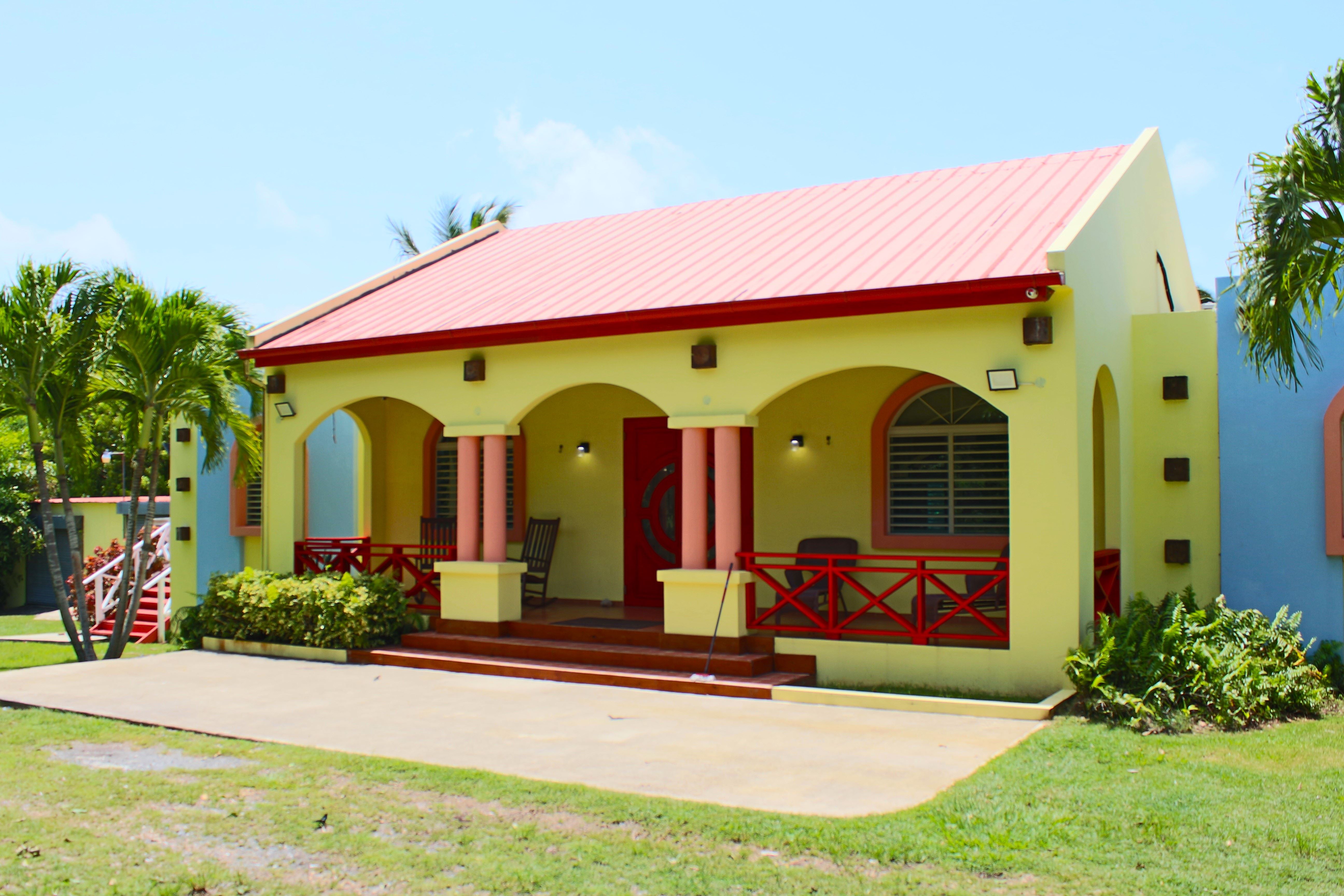 RE/MAX real estate, Puerto Rico, Isabela, Tropical Dream Getaway in Jobos, Isabela: A Luxurious 3-Bedroom Oasis