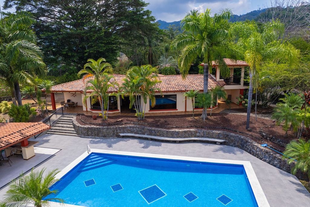 Price Improvement! Beautiful Upscale Estate with Main House and Guest House in the foothills of San Isidro de Atenas coffee plantations.