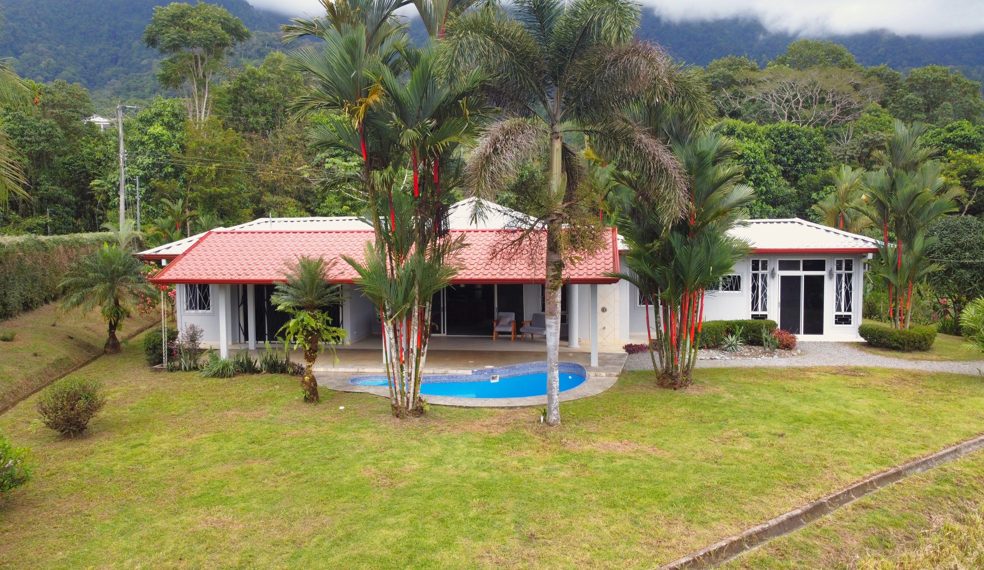 Remax real estate, Costa Rica, Ojochal, Private Home with Mountain Views