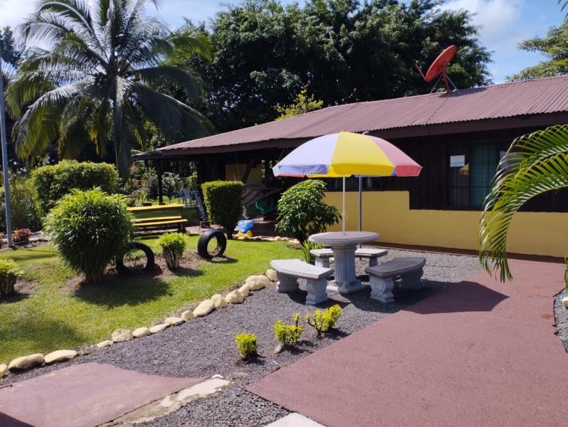PRICE DROP! Costa Rican Air BnB Magnet near La Fortuna Volcano and Arenal