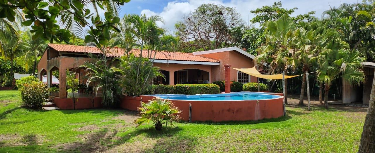 Beachfront Villa and Property w Pool in Guacallilo, just 20 mins from Jaco, 1.25 hrs from San Jose 