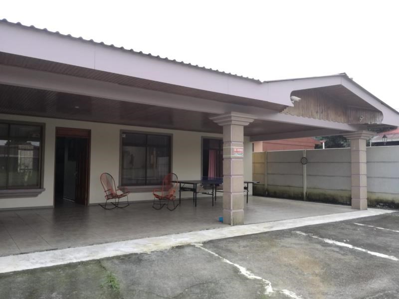 Single-family home for sale in the center of la fortuna , walking distance to everything