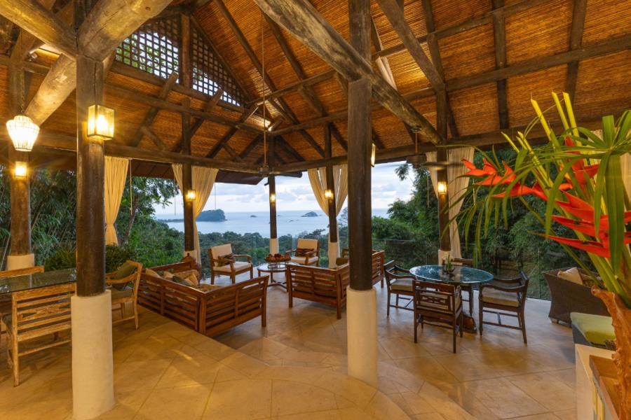 RE/MAX real estate, Costa Rica, Quepos, Casa Vista Azul, A Luxurious Retreat in Manuel Antonio