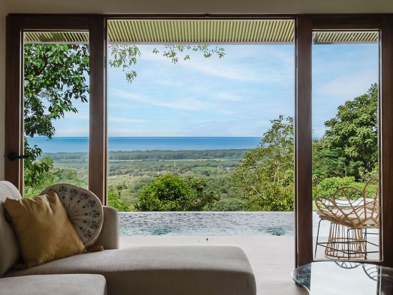 RE/MAX real estate, Costa Rica, Portalon de Quepos, Casa Tucan - Stunning Contemporary Mountain Villa with Ocean Views near Manuel Antonio