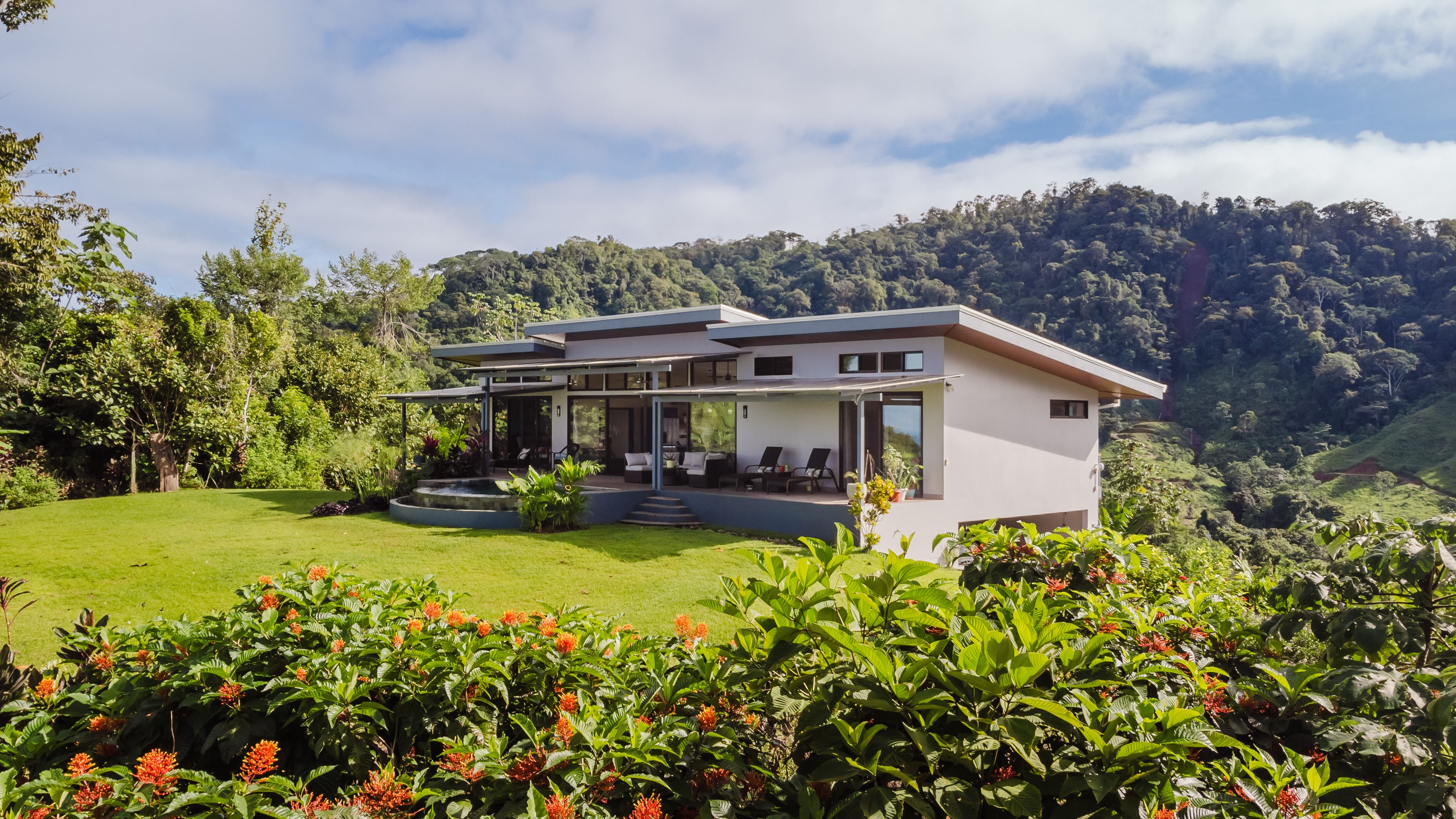 RE/MAX real estate, Costa Rica, Aguirre, Casa Turi-Uha Panoramic White Water Ocean View Estate