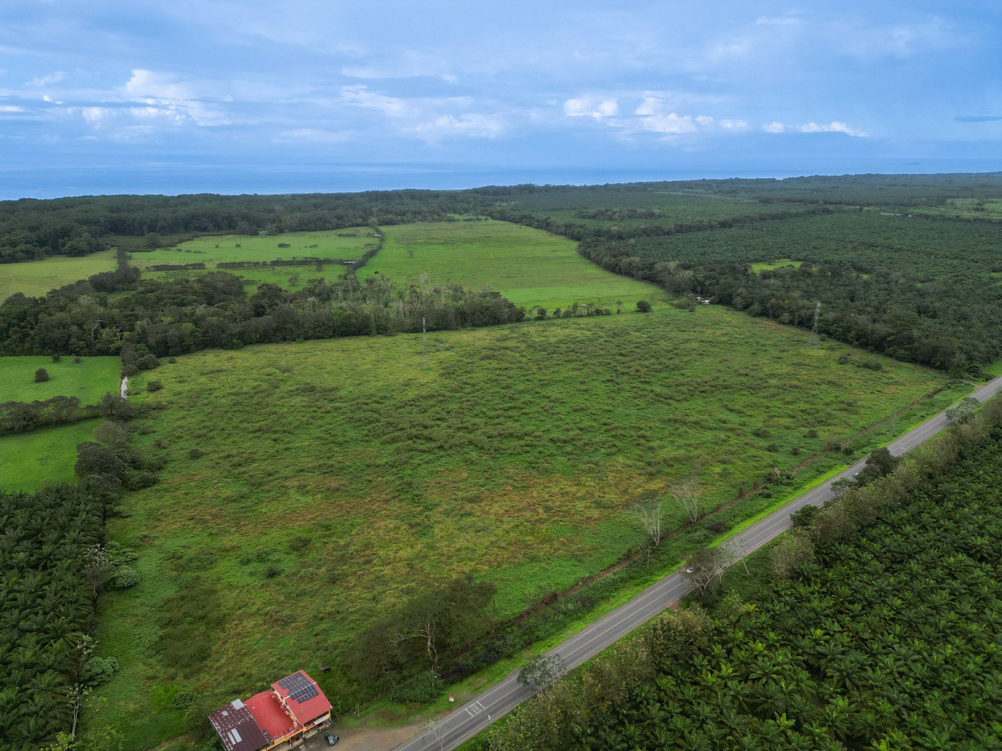 RE/MAX real estate, Costa Rica, Savegre, 20 Hectares of Levelled Terrain - Near the Beach and Bordering the Highway (35 mins from Quepos)