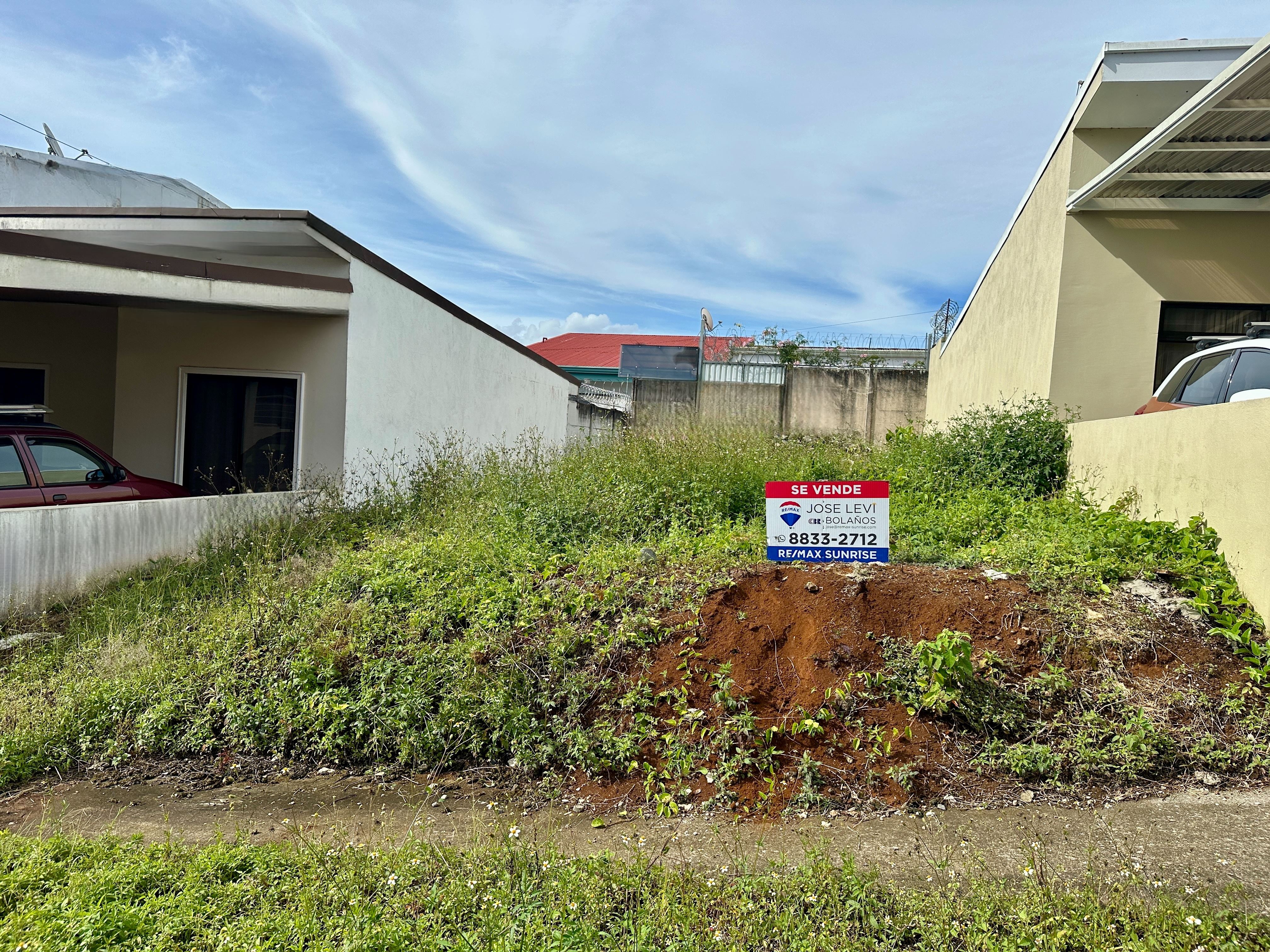 Exclusive Lot in Dulce Nombre de Cartago! Security, Tranquility, and Convenience at an Affordable Price