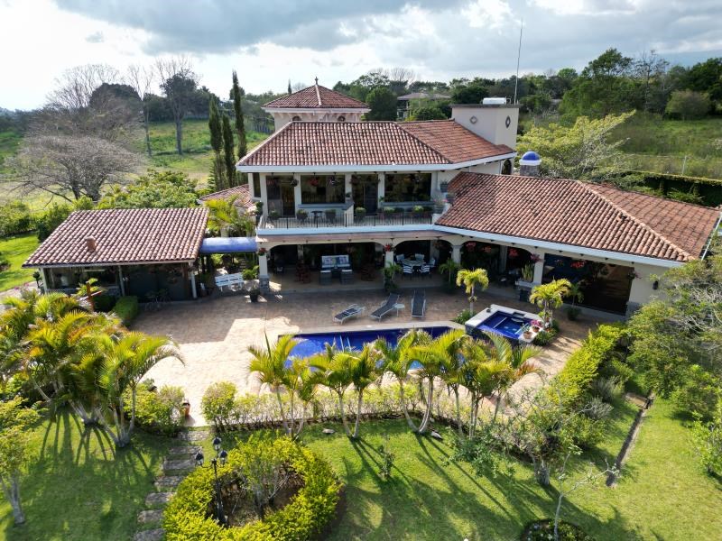 RE/MAX real estate, Costa Rica, Santa Bárbara, FOR SALE MEDITERRANEAN HOME WITH CENTRAL VALLEY VIEW
